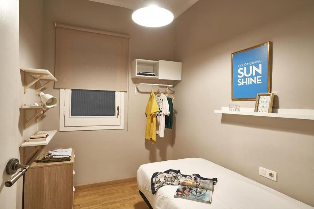 ברצלונה Magnificent 4 Bedroom Apartment In Eixample מראה חיצוני תמונה